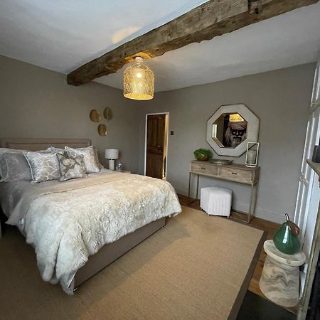 Entire Georgian Luxury Home - 3 Storey- High St Henley-In-Arden -Two Bedrooms-Sleeps 4 Luaran gambar