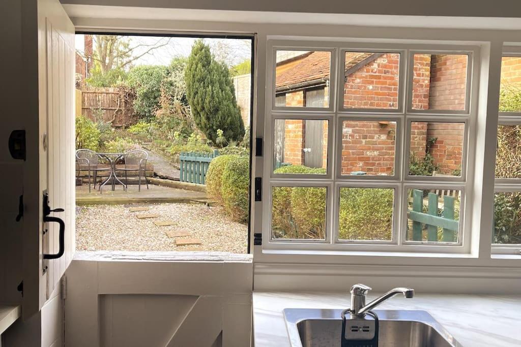 Entire Georgian Luxury Home - 3 Storey- High St Henley-In-Arden -Two Bedrooms-Sleeps 4 Luaran gambar
