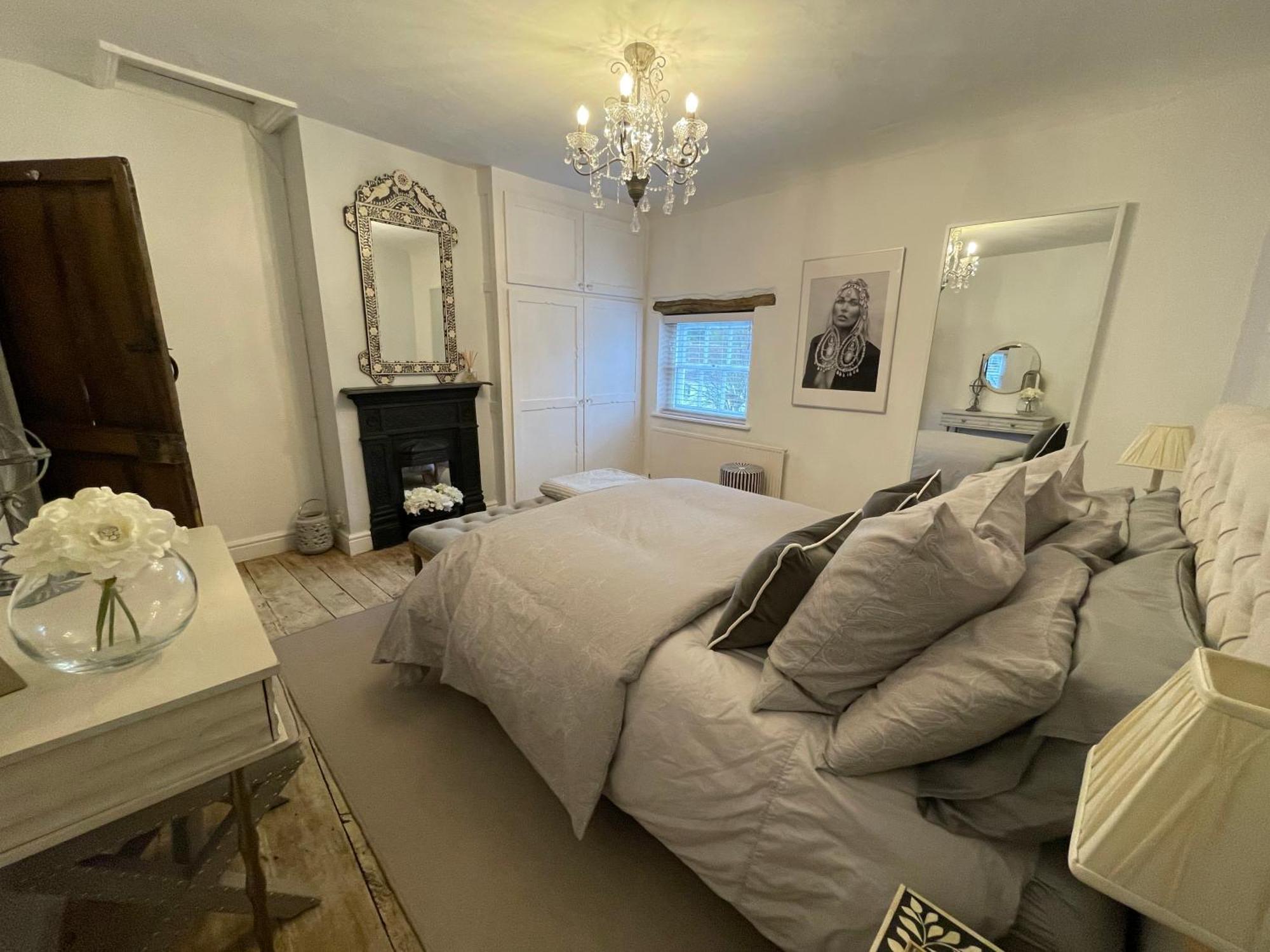 Entire Georgian Luxury Home - 3 Storey- High St Henley-In-Arden -Two Bedrooms-Sleeps 4 Luaran gambar