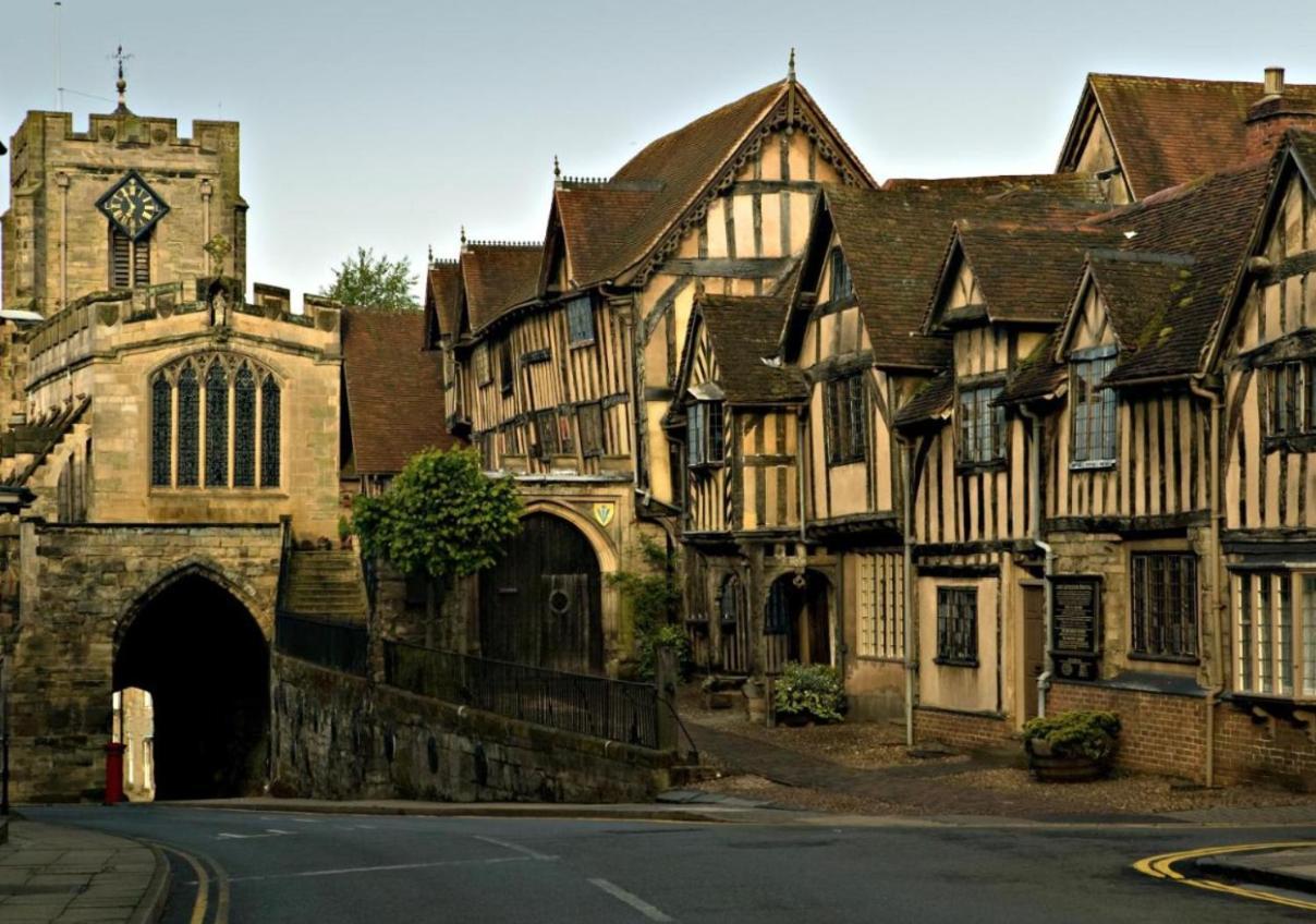 Entire Georgian Luxury Home - 3 Storey- High St Henley-In-Arden -Two Bedrooms-Sleeps 4 Luaran gambar